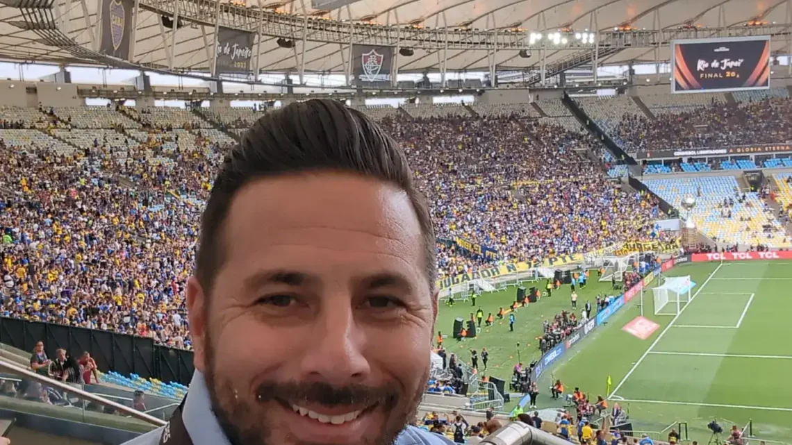 Claudio Pizarro Biography: Children, Wife, Team, Age, Net Worth, Siblings, Parents, Height, Country