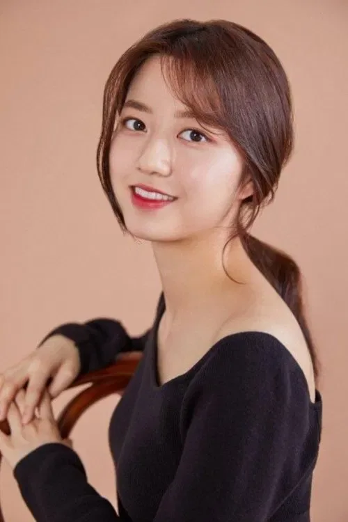 Kim Hyun-soo - Biography