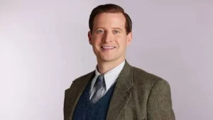 Nicholas Ralph