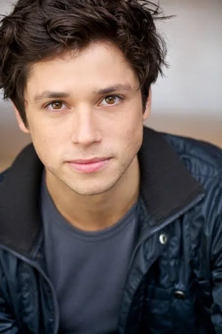 Raviv Ullman - Biography