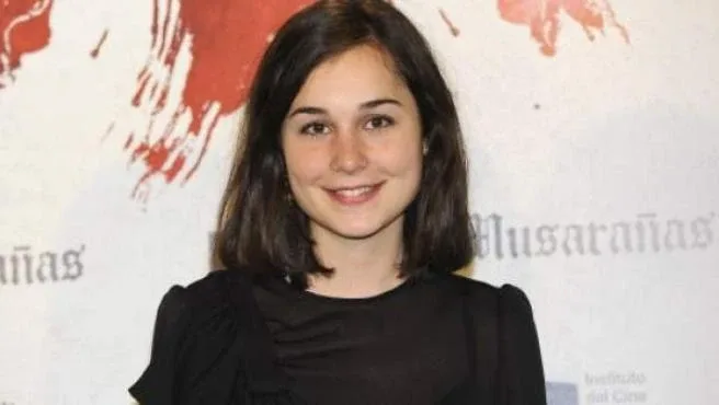 Nadia de Santiago Biography: Age, Net Worth, Sibling, Parents, Boyfriend, Height, Instagram, Movies, Awards