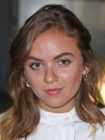 Morgan Saylor - Biography