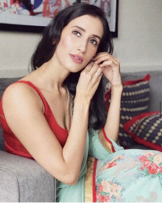 Namita Dubey - Biography