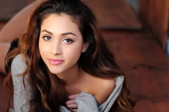 Lindsey Morgan Biography: Boyfriend, Age, Net Worth, Height, Movies & TV Shows, Instagram