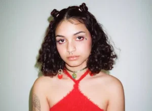 Ambar Lucid Biography: Age, Net Worth, Height, Instagram, Albums, Songs, Boyfriend, Parents - Biography