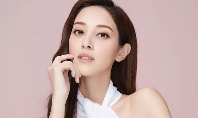Grace Chan Biography: Husband, Age, Children, Net Worth, Parents, Height, Movies