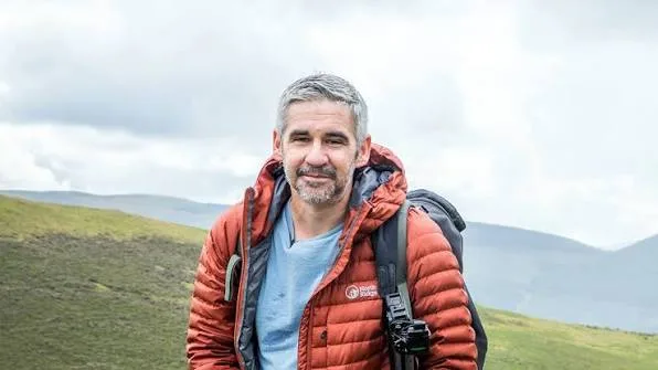 Iain Robertson Biography: Awards, Wife, Age, Height, Net Worth, Movies, TV Shows, Instagram