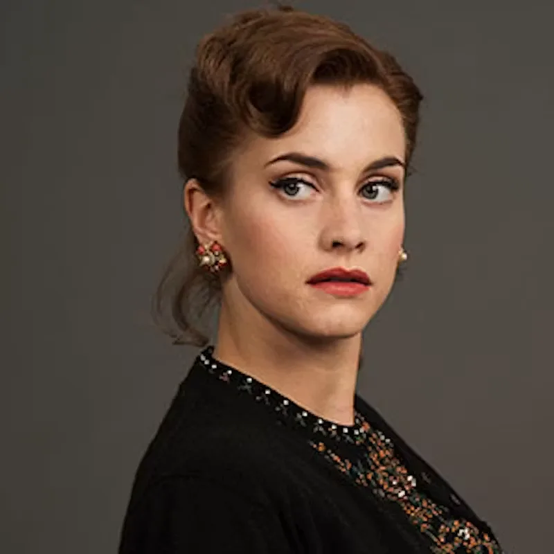 Stefanie Martini - Biography