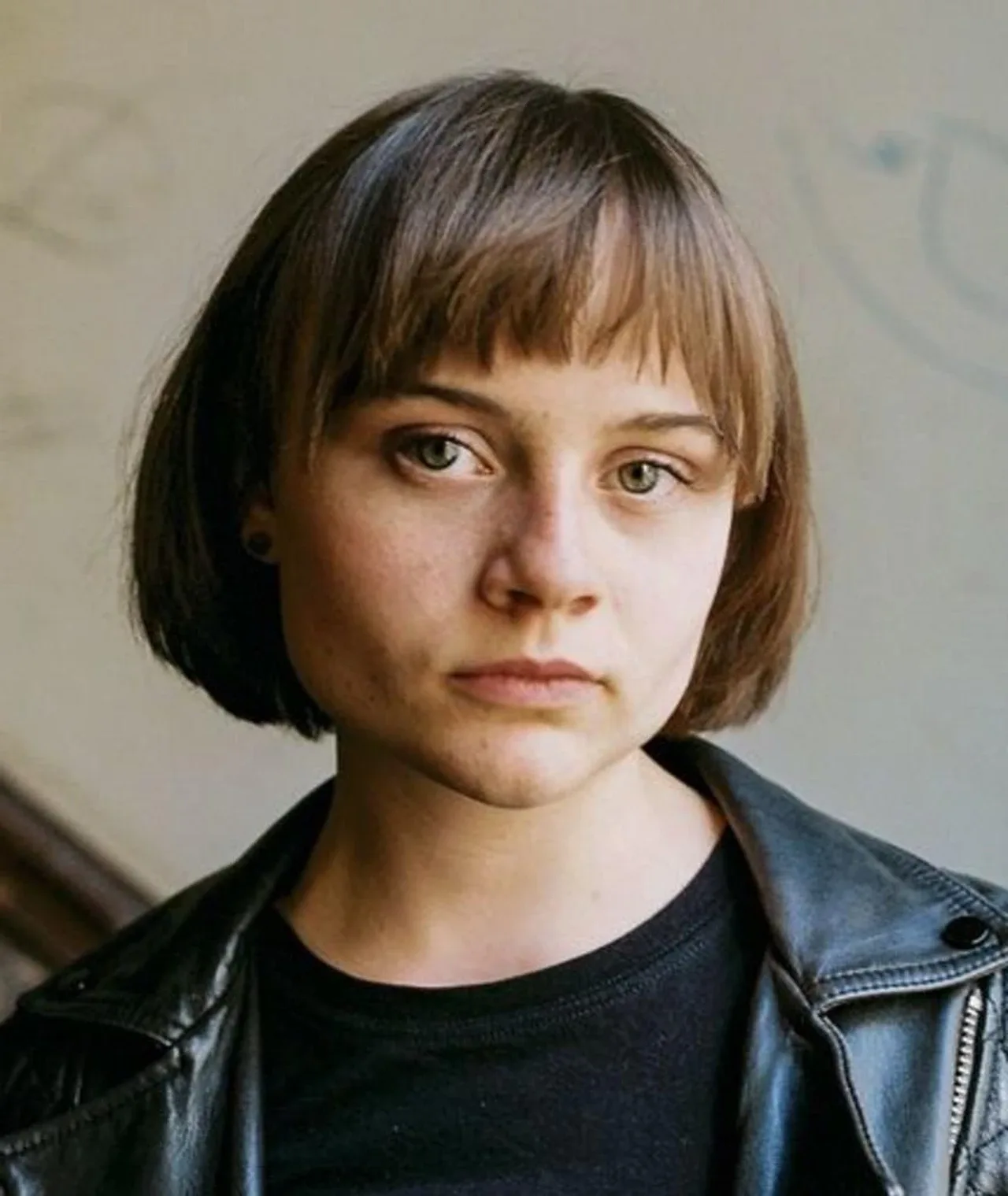 Lena Urzendowsky - Biography