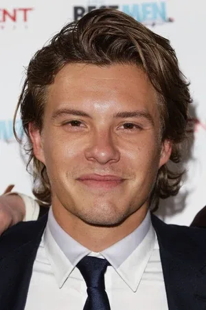 Xavier Samuel - Biography