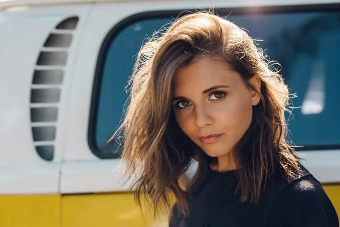 Alexandra Chando Biography: Net Worth, Height, Age, Boyfriend, Parents