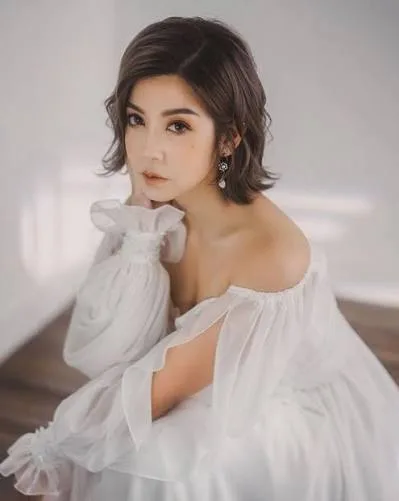 Florica Lin - Biography
