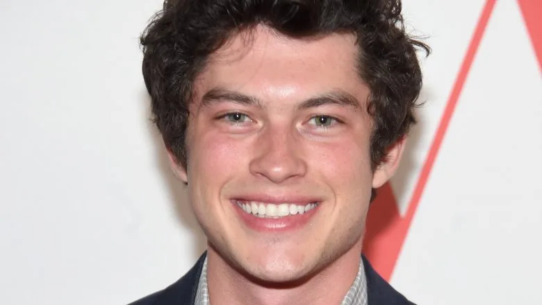 Graham Phillips Biography: Net Worth, Wife, Age, Instagram, Siblings, Wikipedia, Height, Parents