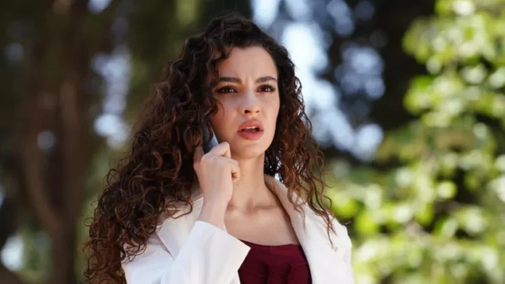 Su Burcu Yazgi Coskun Biography: Siblings, Height, Parents, Age, Net Worth, Movies, Spouse, TV Series