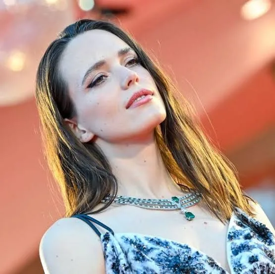 Stacy Martin - Biography
