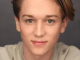 Max Murray Biography: Net Worth, Girlfriend, Siblings, Age, Height, Parents