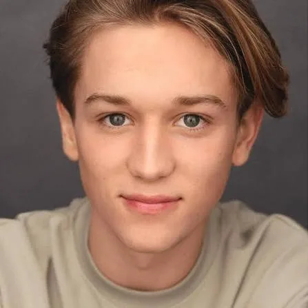 Max Murray Biography: Net Worth, Girlfriend, Siblings, Age, Height, Parents