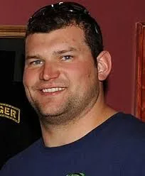 Joe Thomas - Biography