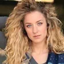 Hallee Hirsh - Biography