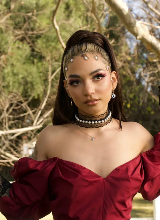 Ambar Lucid - Biography