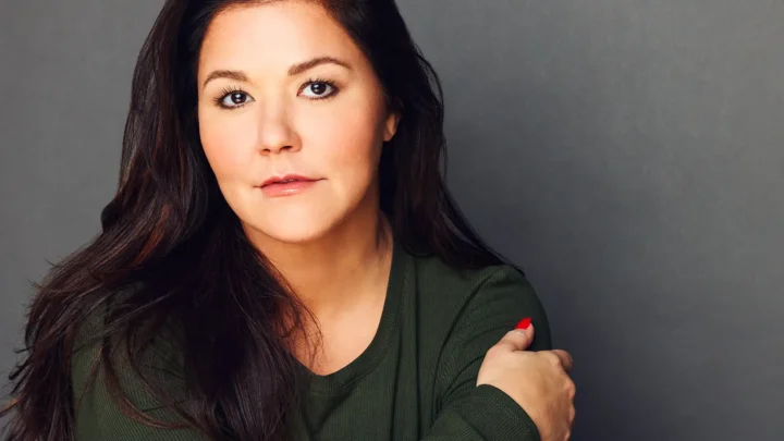 Mary Hollis Inboden Biography: Age, Net Worth, Instagram, Spouse, Height, Wiki, Parents, Siblings, Children, Movies