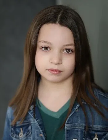 Dalya Knapp - Biography