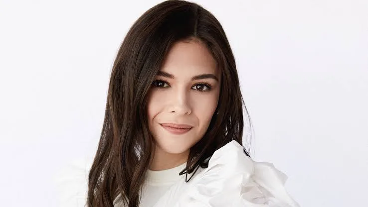 Nicole Maines Biography: Boyfriend, Siblings, Height, Parents, Age, Net Worth, Awards, TV Shows, Spouse