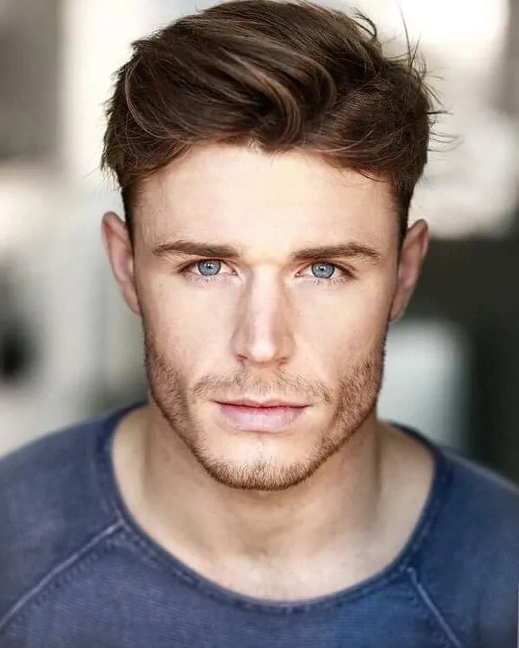 Callum Kerr - Biography