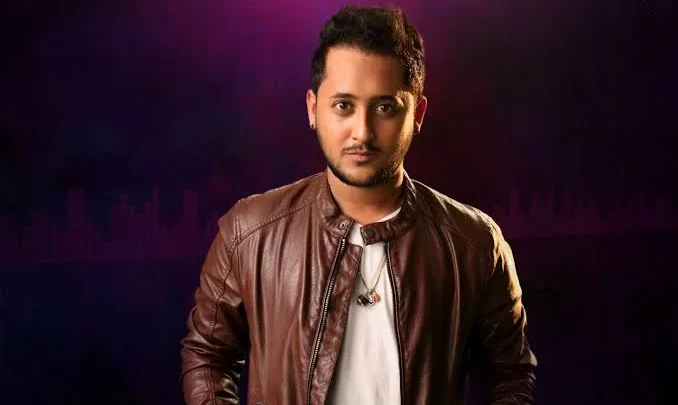 Yash Narvekar Biography: Age, Net Worth, Siblings, Parents, Height, Songs, Girlfriends