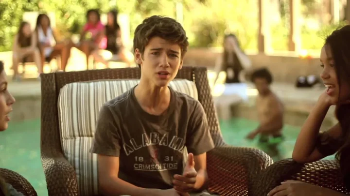 Uriah Shelton Biography: Height, Ethnicity, Age, Net Worth, Siblings, Parents, Movies, Girlfriend