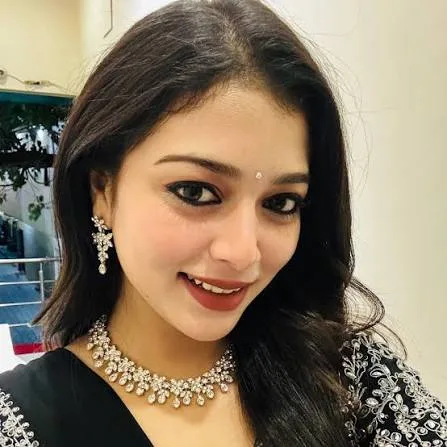 Vaibhavi Hankare - Biography