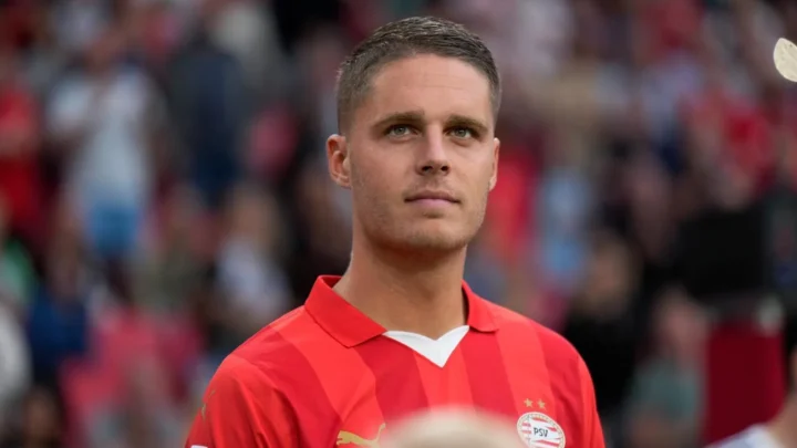Joey Veerman Biography: Age, Net Worth, Siblings, Parents, Height, Awards, Salary, Goals, Son, Wife