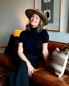 Julia Voth - Biography