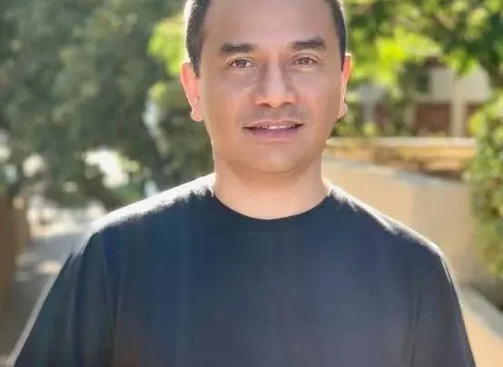Yam Laranas Biography: Movies, Wife, Children, Age, Net Worth, Siblings, Parents, Height