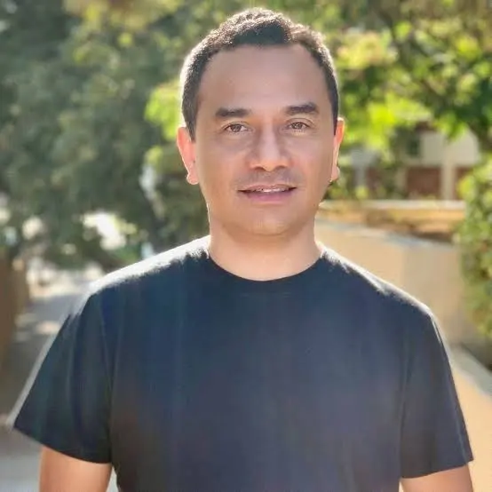 Yam Laranas Biography: Movies, Wife, Children, Age, Net Worth, Siblings, Parents, Height