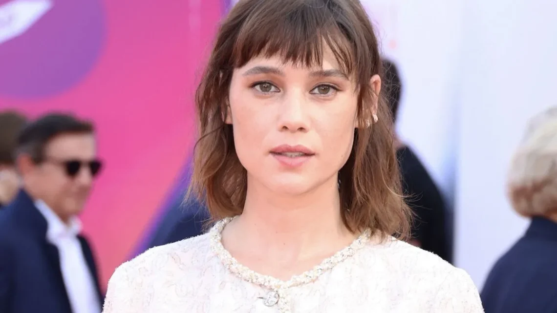 Astrid Bergès-Frisbey Biography: Height, Age, Movies, Net Worth, Instagram, Wikipedia, Parents