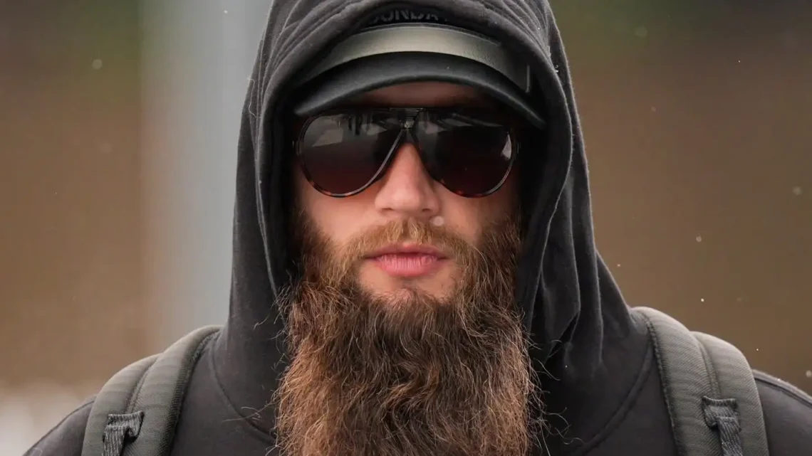 Lane Johnson Biography: Wife, Pictures, Football Team, Age, Net Worth, Siblings, Parents, Height