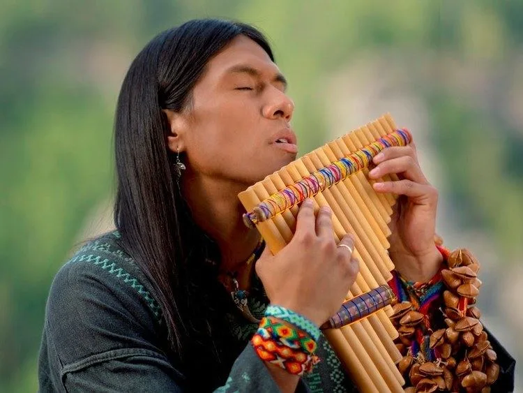 Leo Rojas Biography: Net Worth, Age, Height, Age, Instagram, Girlfriend, Songs