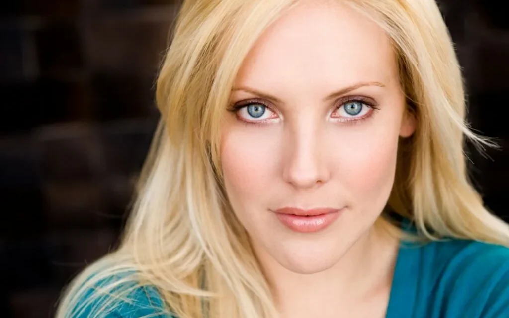 Mercedes McNab Biography: Husband, Height, Age, Net Worth, Parents, Movies, Instagram