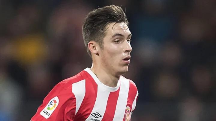 Valery Fernández Biography: Awards, Football Team, Salary, Siblings, Parents, Height, Age, Net Worth, Girlfriend  