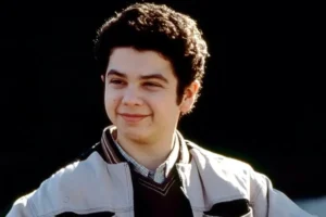Samm Levine