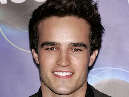 Justin Mentell Biography: Age, Movies, Net Worth, Parents, Height, Death