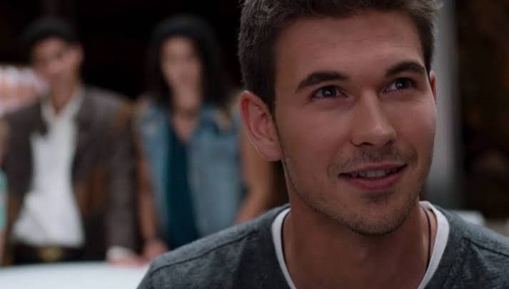 James Davies Biography: Gaming, Siblings, Age, TV Shows, Height, Net Worth, Parents, Girlfriend, Movies, YouTube