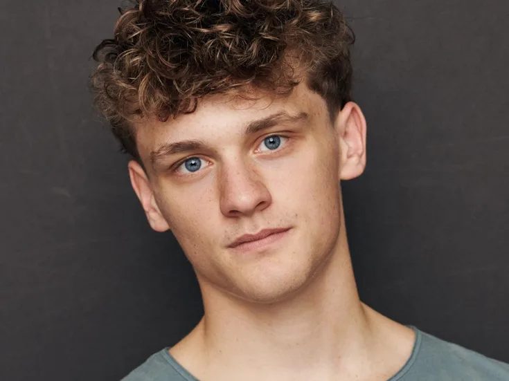 Ben Cook Biography: Net Worth, Age, Girlfriend, Movies, Instagram, Height, Wikipedia