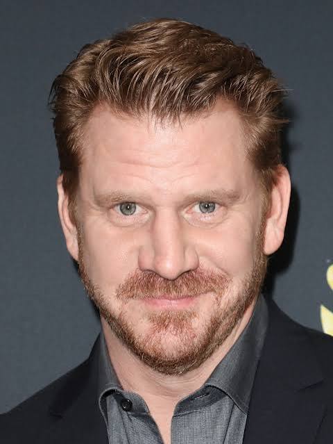 Dash Mihok Biography: Wife, Age, Kids, Height, Net Worth, Parents, Movies & TV Shows, Siblings