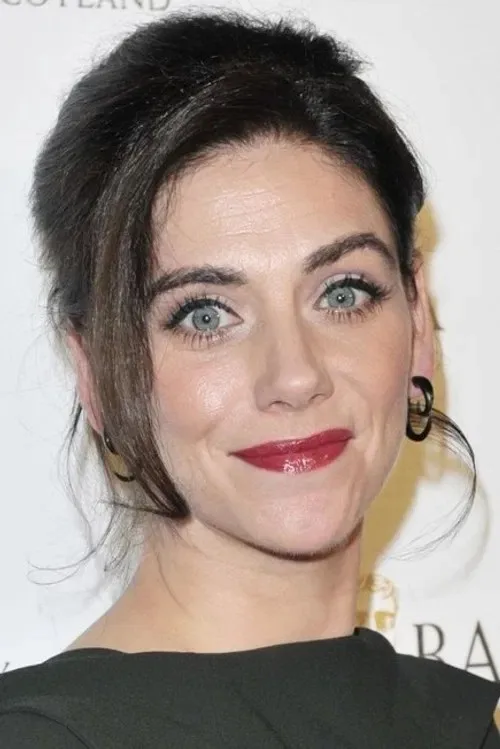 Neve McIntosh - Biography