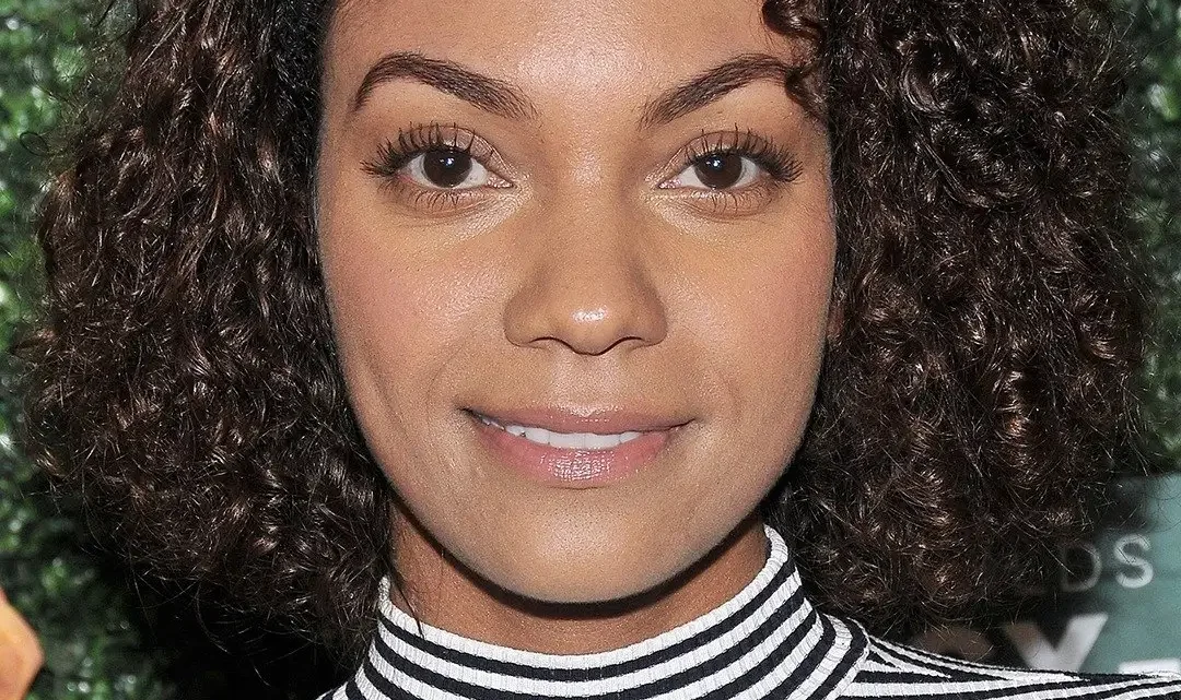 Lyndie Greenwood Biography: Husband, Age, Height, Net Worth, Movies & TV Shows, Career