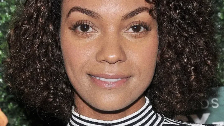 Lyndie Greenwood Biography: Husband, Age, Height, Net Worth, Movies & TV Shows, Career