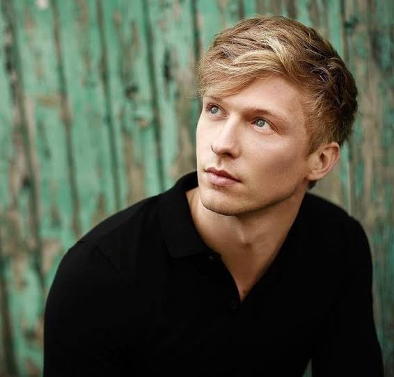 Will Tudor - Biography