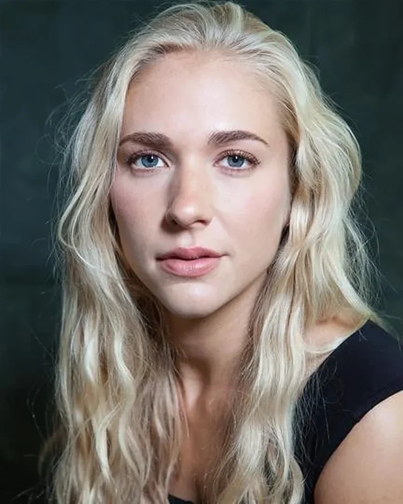 Maddy Hill - Biography